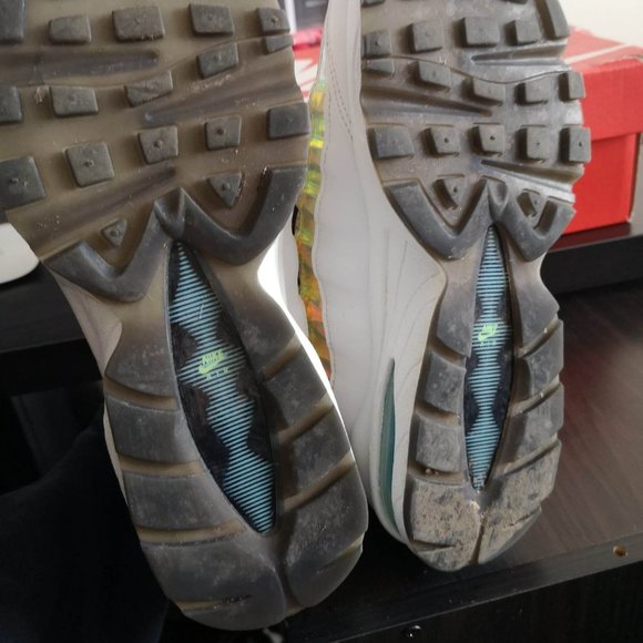 Nike Air Max 95 LV8 (GS 6.5) - Picture 4 of 6